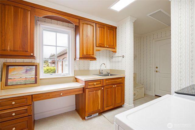 6125 Troon Lane SE, Olympia, WA 98501