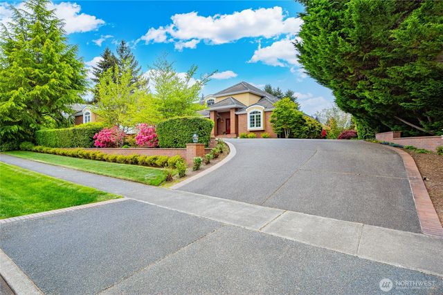 6125 Troon Lane SE, Olympia, WA 98501