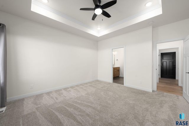 5504 E Daybreak Cir Circle, Sioux Falls, SD 57110