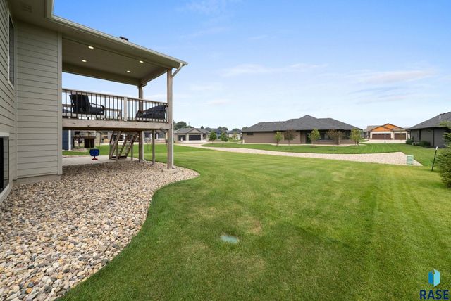 5504 E Daybreak Cir Circle, Sioux Falls, SD 57110