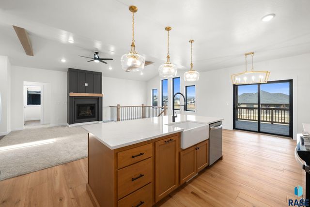 5504 E Daybreak Cir Circle, Sioux Falls, SD 57110