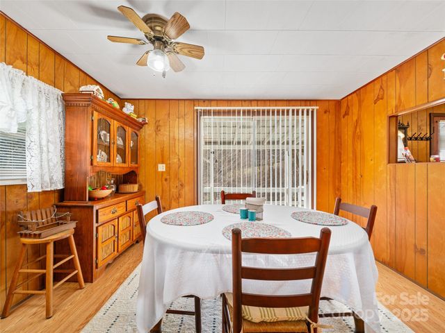 2850 Henson Creek Road, Newland, NC 28657