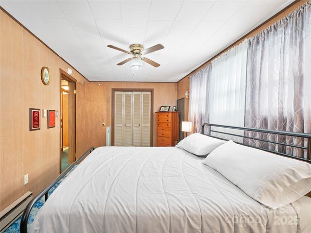 2850 Henson Creek Road, Newland, NC 28657