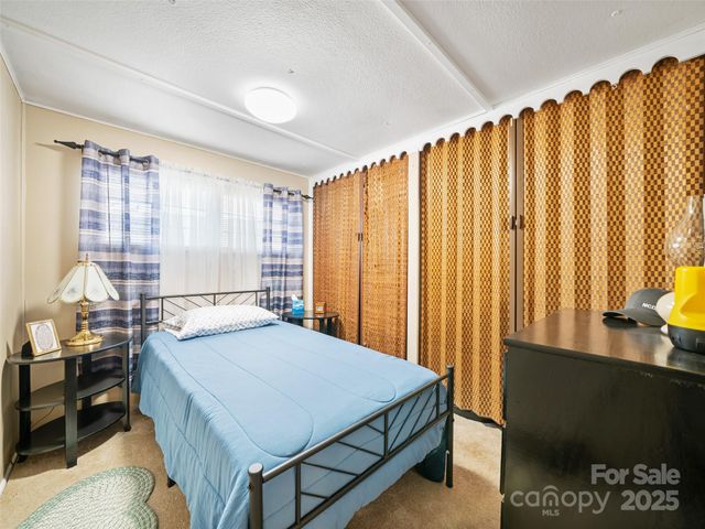 2850 Henson Creek Road, Newland, NC 28657