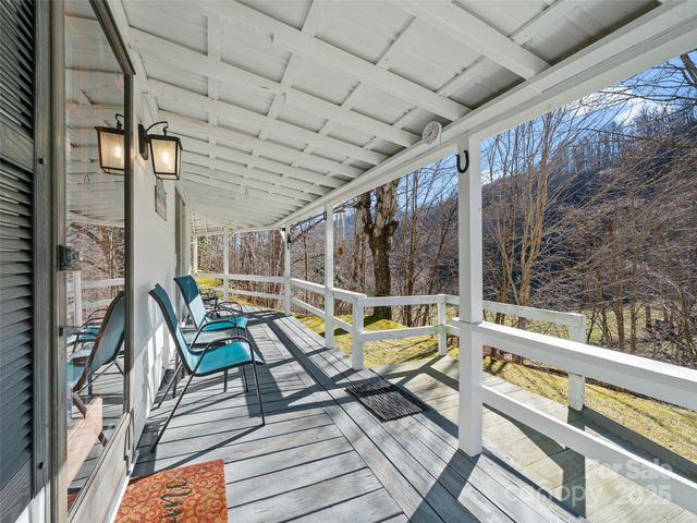 2850 Henson Creek Road, Newland, NC 28657