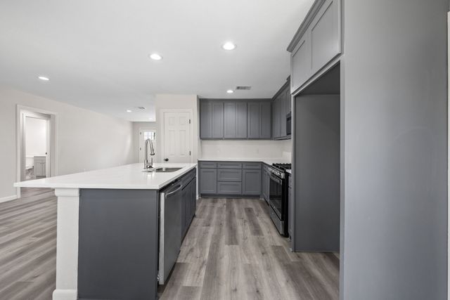 5512 Korth Street, Sansom Park, TX 76114