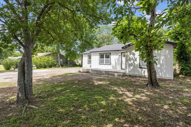 5512 Korth Street, Sansom Park, TX 76114