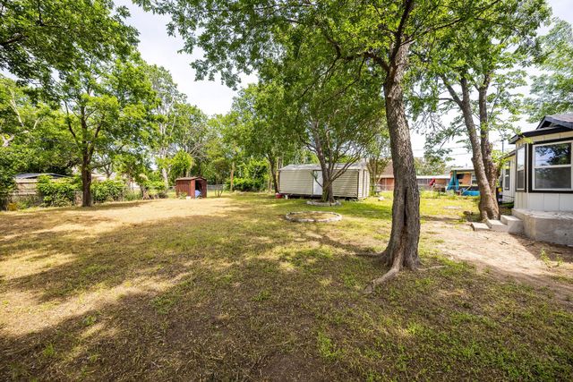 5512 Korth Street, Sansom Park, TX 76114