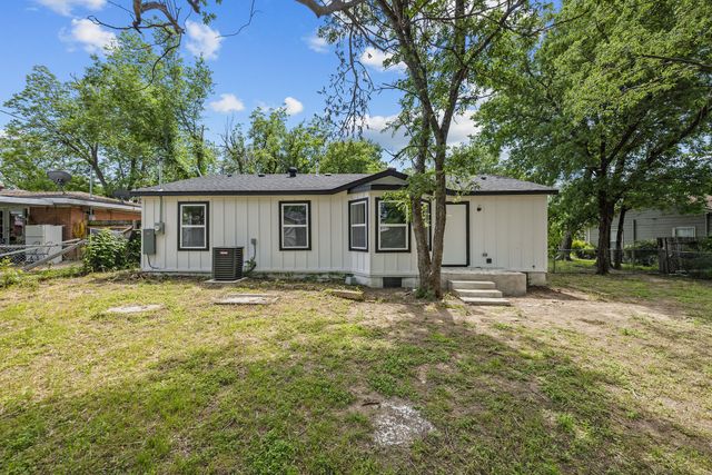 5512 Korth Street, Sansom Park, TX 76114