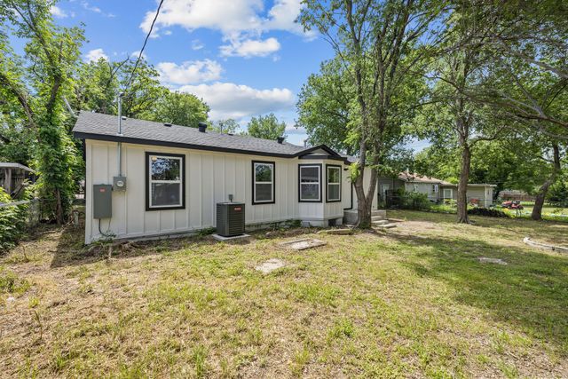 5512 Korth Street, Sansom Park, TX 76114