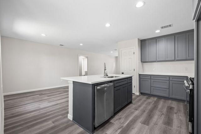 5512 Korth Street, Sansom Park, TX 76114