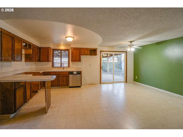 1509 Se 140TH Ct, Vancouver, WA 98683