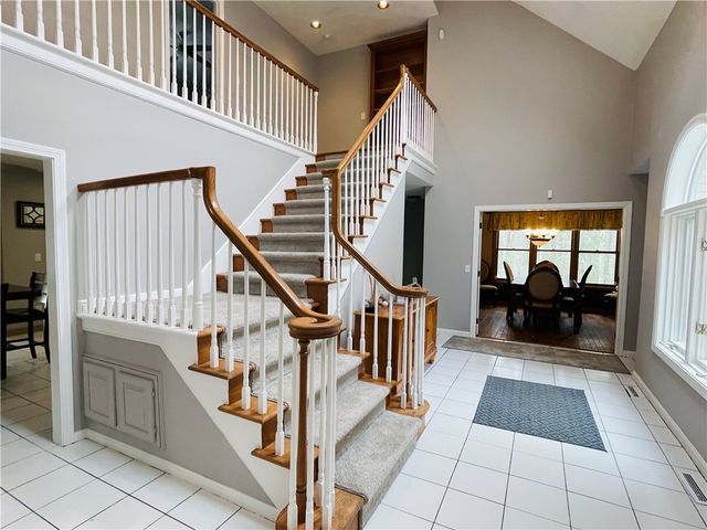 290 Mile Road, Coventry, RI 02816