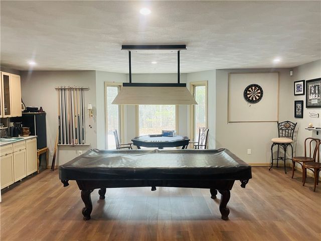 290 Mile Road, Coventry, RI 02816