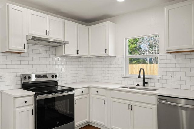 4111 S Oklahoma Avenue, Oklahoma City, OK 73129