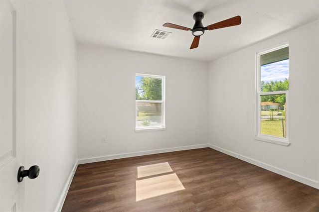 4111 S Oklahoma Avenue, Oklahoma City, OK 73129