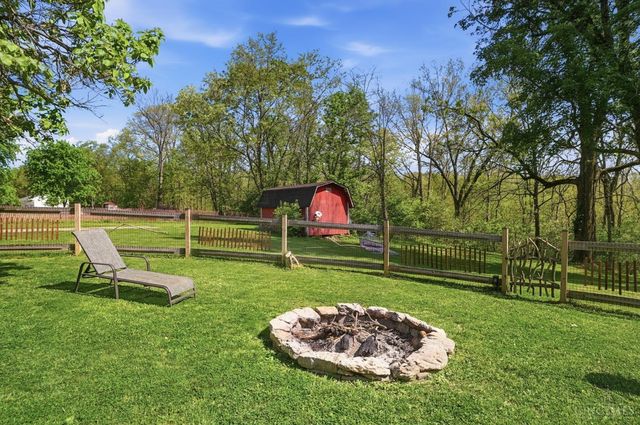 5827 Lake Road, Salem Twp, OH 45152