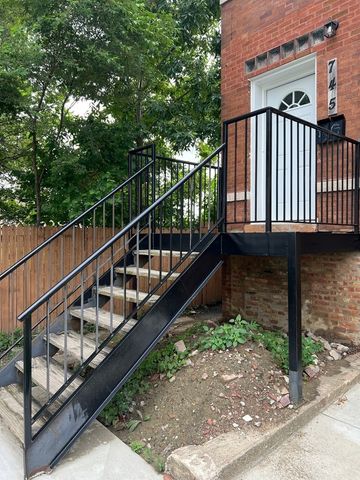 745 S KOLMAR Avenue, Chicago, IL 60624