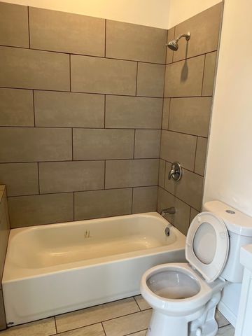 745 S KOLMAR Avenue, Chicago, IL 60624