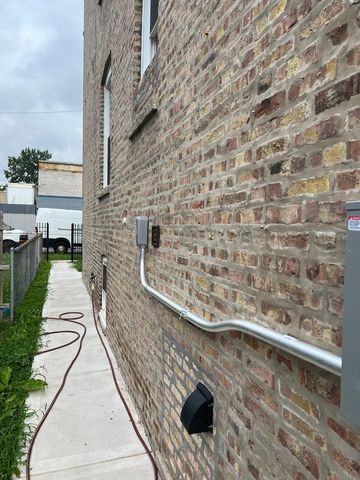 745 S KOLMAR Avenue, Chicago, IL 60624