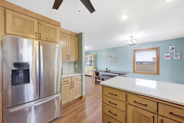 3238 Hawthorne LANE, Hartford, WI 53027