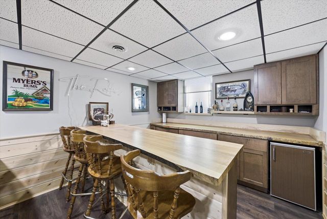 3238 Hawthorne LANE, Hartford, WI 53027