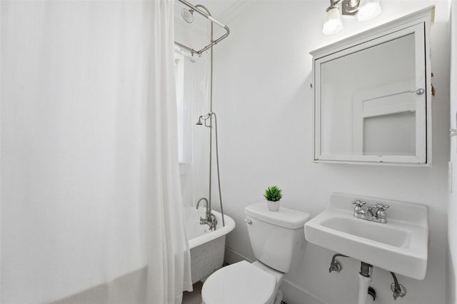 1902 Driscoll Street, Houston, TX 77019