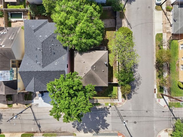 1902 Driscoll Street, Houston, TX 77019