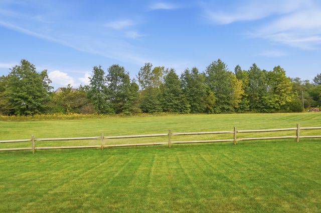 8908 Philmont Curve Drive, Blacklick, OH 43004