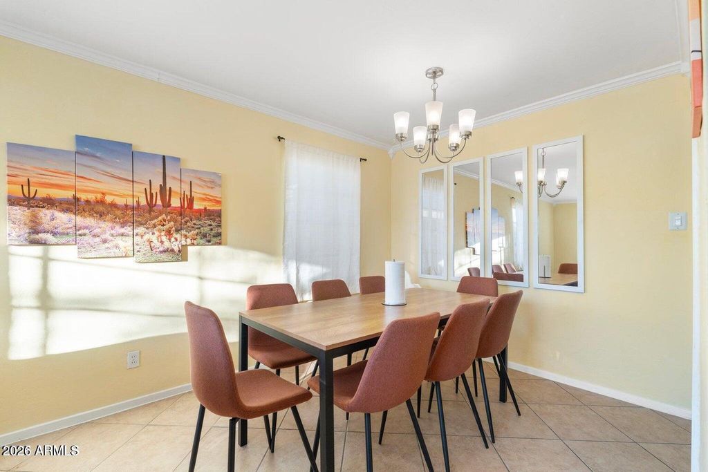 Image 4 of property listing at 4245 N 16TH Drive, Phoenix, AZ 85015