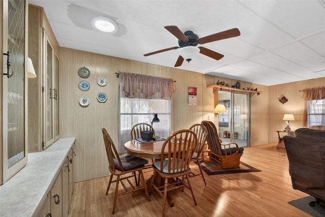 39213 FLORA AVENUE, Zephyrhills, FL 33542