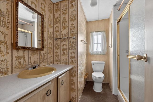 39213 FLORA AVENUE, Zephyrhills, FL 33542