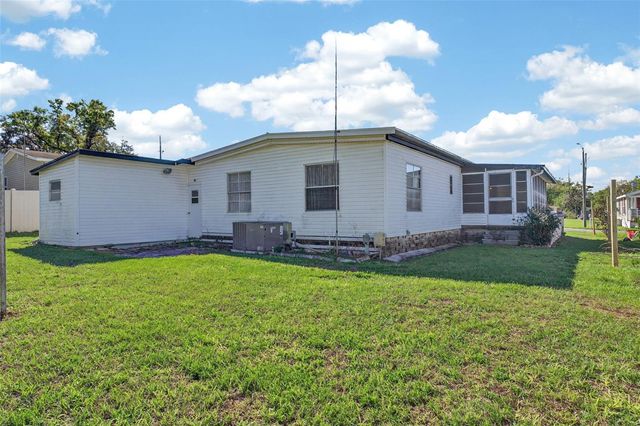 39213 FLORA AVENUE, Zephyrhills, FL 33542