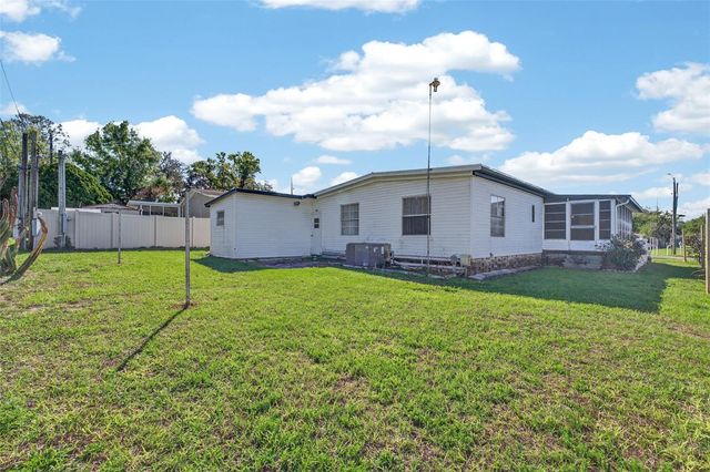 39213 FLORA AVENUE, Zephyrhills, FL 33542