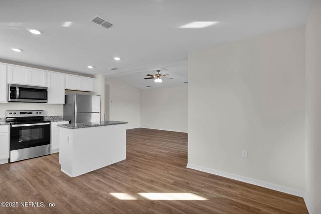 37311 WHISPER Way, Hilliard, FL 32046
