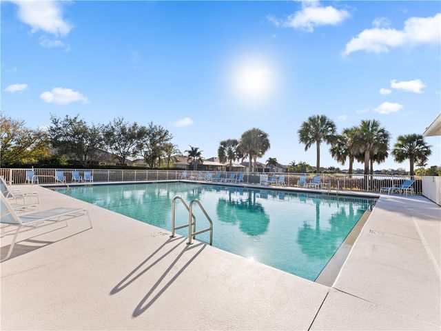 765 Fortunella Circle SW, Vero Beach, FL 32968