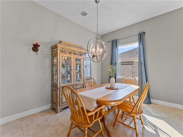 765 Fortunella Circle SW, Vero Beach, FL 32968