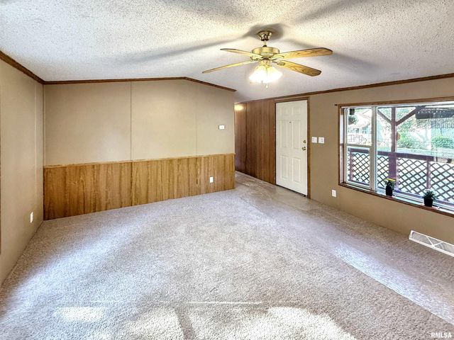 200 MADISON Street, Carterville, IL 62918