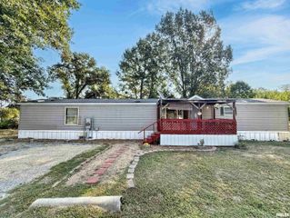 200 MADISON Street, Carterville, IL 62918