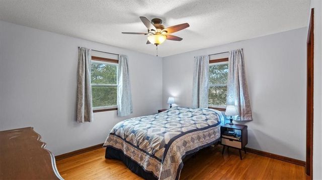 1015 Mount Calvary Road, Lansing, KS 66043