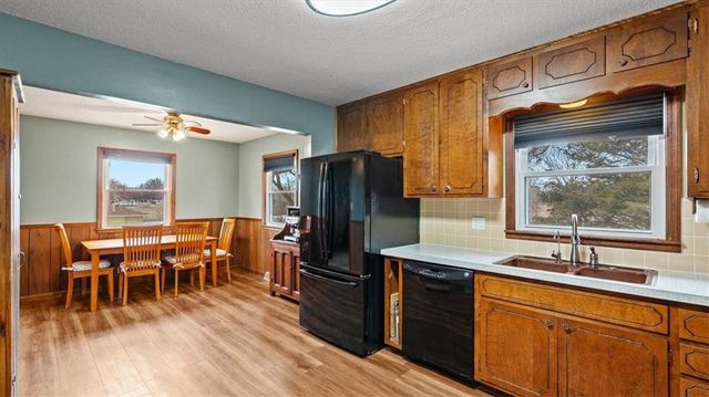 1015 Mount Calvary Road, Lansing, KS 66043