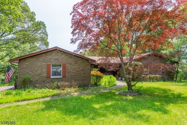 992 Stillwater Rd, Stillwater Twp., NJ 07860