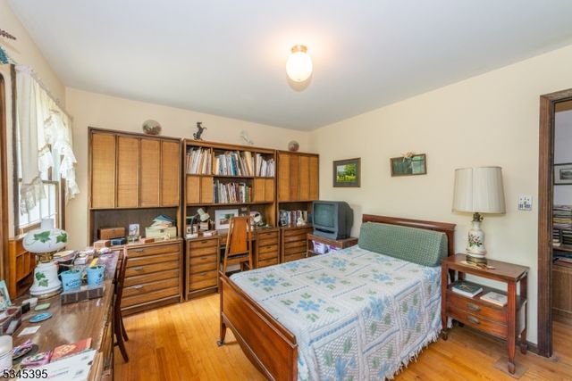 992 Stillwater Rd, Stillwater Twp., NJ 07860