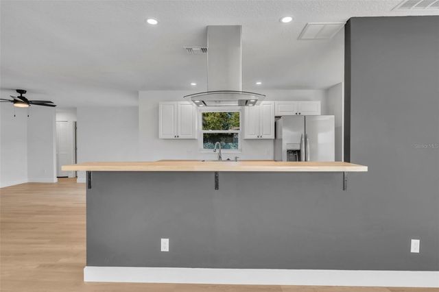 2216 CHERBOURG COURT, Orlando, FL 32808
