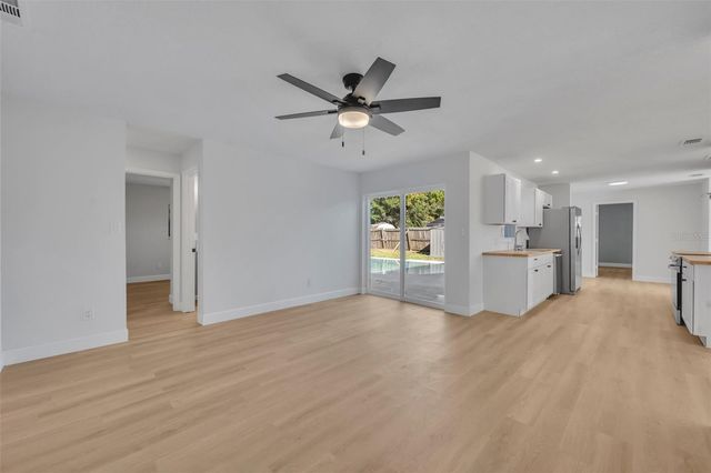 2216 CHERBOURG COURT, Orlando, FL 32808