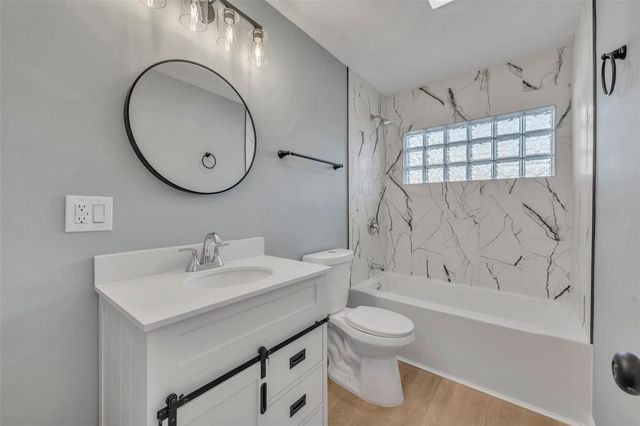 2216 CHERBOURG COURT, Orlando, FL 32808