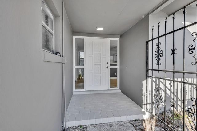 2216 CHERBOURG COURT, Orlando, FL 32808