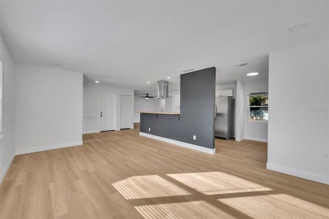 2216 CHERBOURG COURT, Orlando, FL 32808