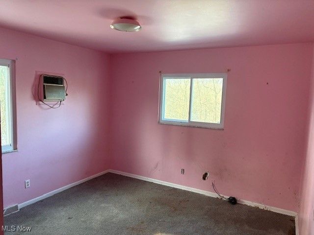 1700 Karg Drive, Akron, OH 44313