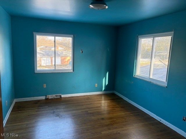 1700 Karg Drive, Akron, OH 44313